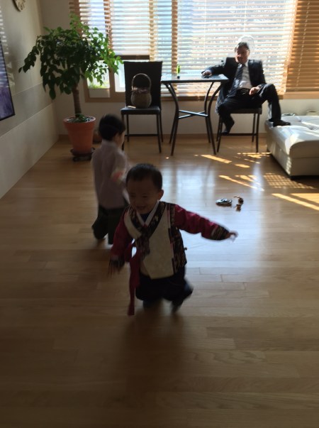 B43AA9D5-471D-4D52-8C89-F4F4C40F7F6B