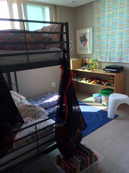 15713EFC-3CC3-49CD-A284-2A83E3CD99D9